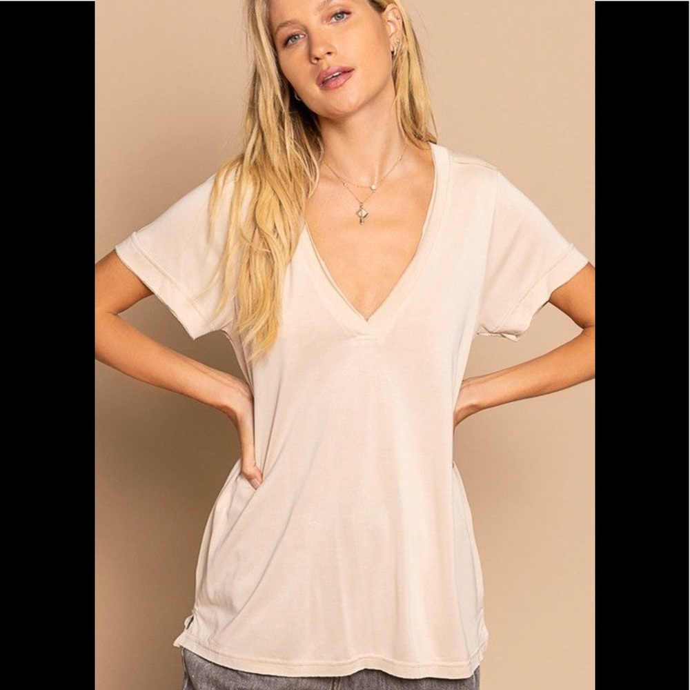Short sleeve top
